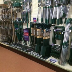 garden centre tool shop